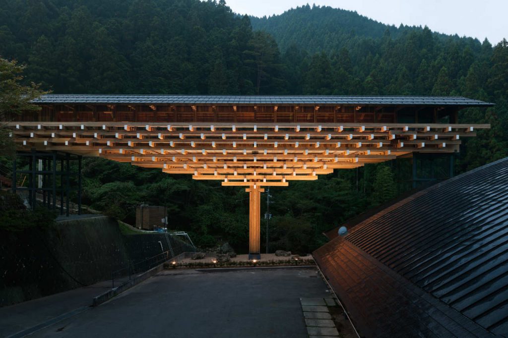 Yusuhara Wooden Bridge Museum by Kengo Kuma & Associates | ArchDaily
